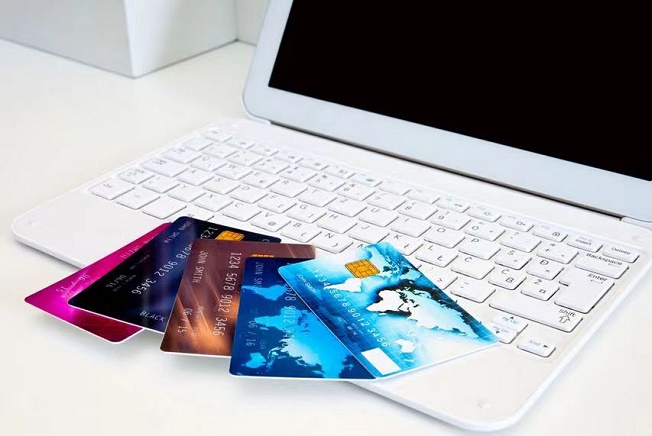 卡銀家-申卡行業(yè)領(lǐng)軍品牌！